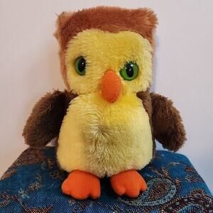 Wallace Berrie & Co 1979 Owl Plush Stuffed Animal Stuffed With Shredded Nutshell